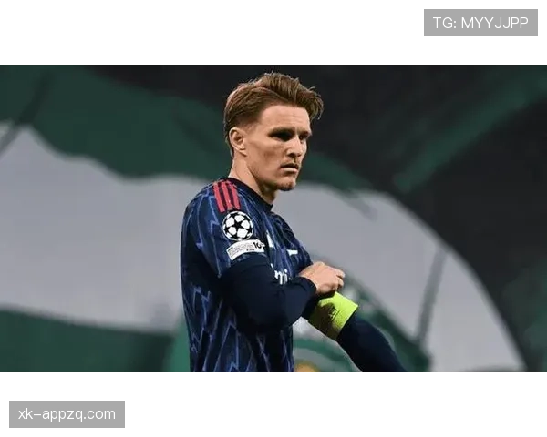 居莱尔 vs 厄德高：早期天才的战术角色与成长轨迹对比