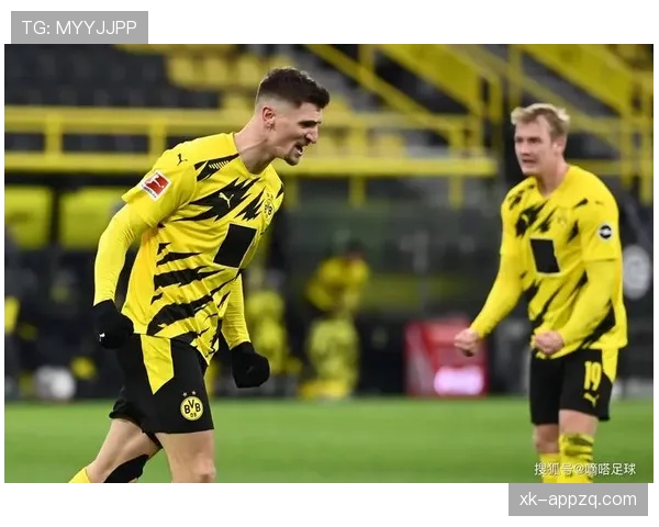 多特蒙德战术失衡与阵容缺陷交织，争冠形势受挫折射体系危机