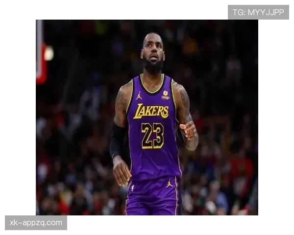 突破撕裂勇士防线，詹姆斯效率高于十年前