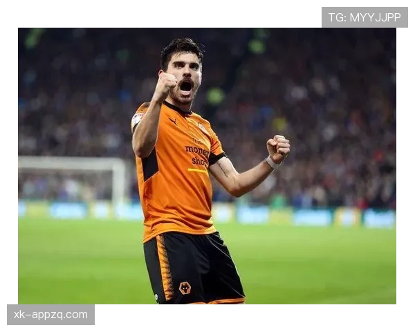 内维斯17岁欧冠首秀解析：天才起点如何奠定其技术上限与成长路径